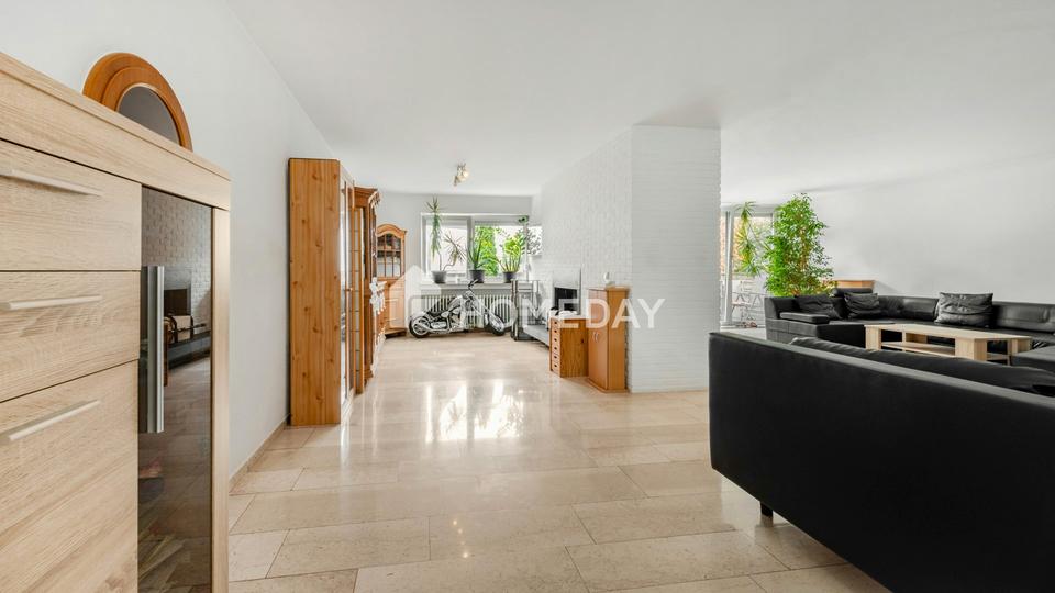 Modernisierte Erdgeschosswohnung mit Kamin, Massagedusche & privatem Garten – Wohnen mit Stil – Bild 5