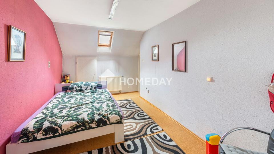 Fortlaufend modernisiertes, ehemaliges Bauernhaus mit Scheune, Garten und Ausbaupotenzial – Bild 15