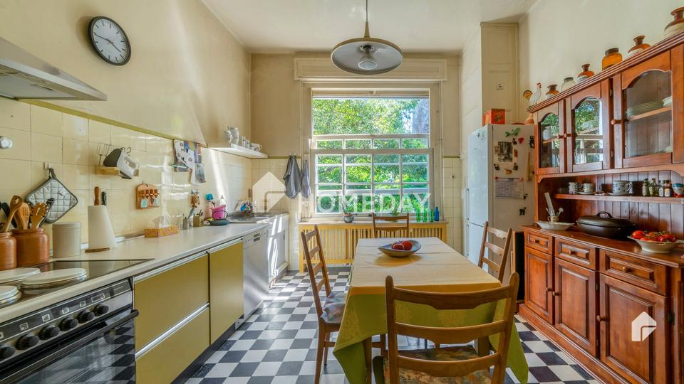 Denkmalgeschützte Backsteinvilla mit liebevoll gepflegtem Garten in der Duisburger City – Bild 9