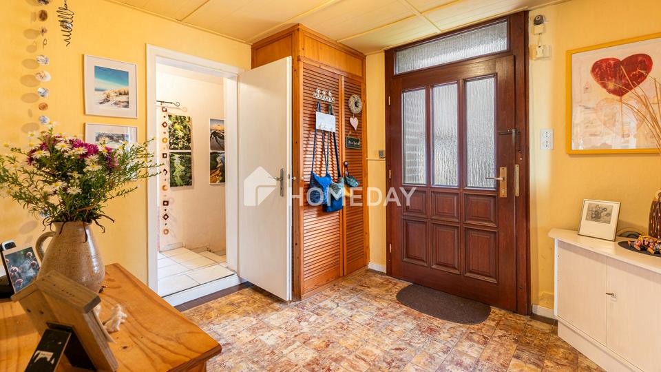 Großzügig & naturnah: EFH mit Garten, Terrasse, Garage und herrlichem Ausblick in Östrum – Bild 13