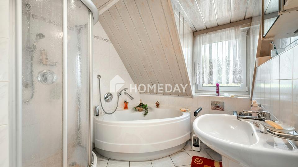 Familienfreundliche Doppelhaushälfte mit 5 Zimmern, Keller und schönem Garten – Bild 16