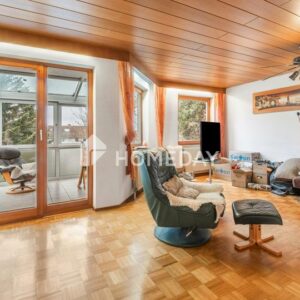 Reihenendhaus mit Garten, 2 Wintergärten, Sauna und Garagen in Heilbronn