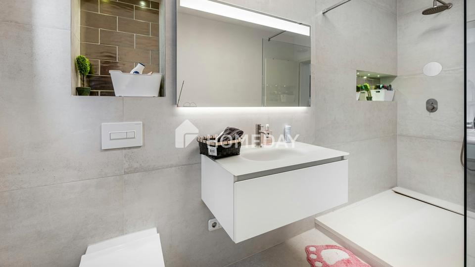 Familienfreundliches Zuhause mit zwei Terrassen und Gartenhaus – Bild 17