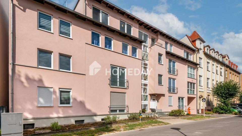 Freundliche 1-Zimmer-Wohnung mit Tiefgaragenstellplatz in gepflegter Wohnanlage – Bild 2