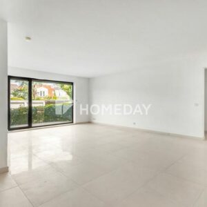 Charmante Erdgeschosswohnung mit Balkon und Gartenmitbenutzung in gepflegtem Mehrfamilienhaus