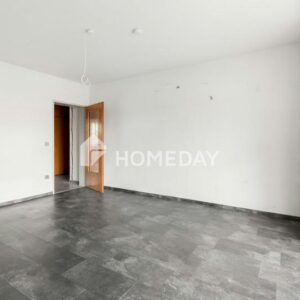 Gepflegte 4-Zimmer-Wohnung mit West-Balkon, Wannenbad und Stellplatz