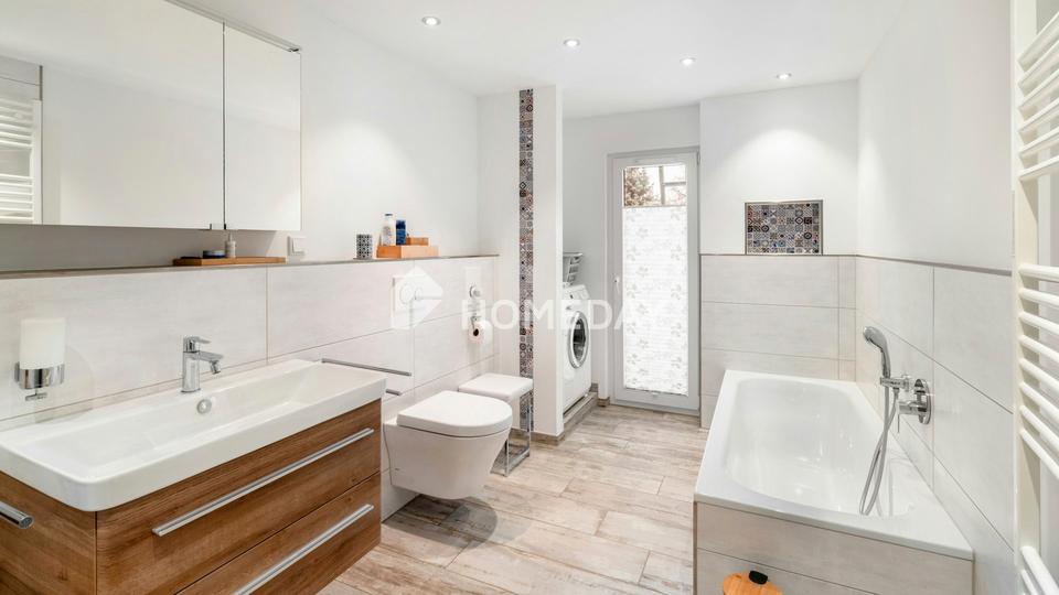 Ein Zuhause zum Wohlfühlen – Historische Doppelhaushälfte mit viel Grün – Bild 11