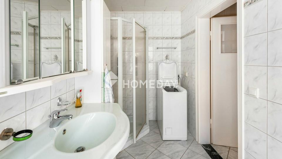 Gepflegtes Wohnhaus mit Nebengebäude, Innenhof, Balkon & Garage in zentraler Lage von Zörbig – Bild 13