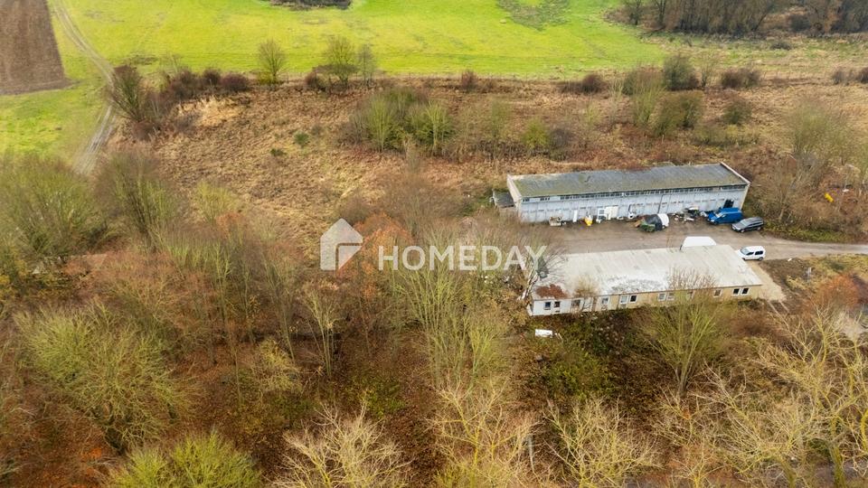 Großflächiges Grundstück mit Seezugang, Bestandsgebäuden und hohem Entwicklungspotenzial – Bild 3