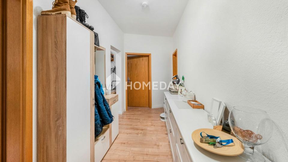 Sehr gepflegte 2-Zimmer-Wohnung im Jugendstil-Altbau mit Balkon und Keller – Bild 4