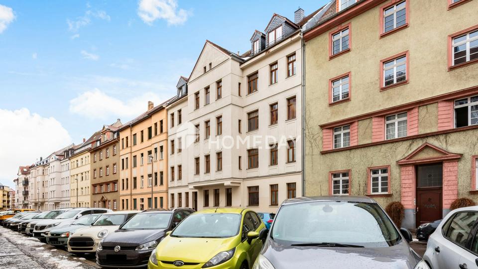 Sehr gepflegte 2-Zimmer-Wohnung im Jugendstil-Altbau mit Balkon und Keller – Bild 3