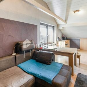 Charmante Dachgeschosswohnung voll möbliert mit großem Dachboden Stellplatz in Westenhausen