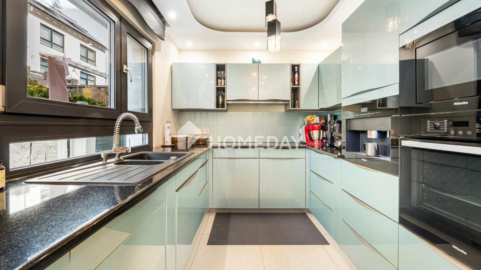 Begehrte Höhenlage „Am Galgenberg“: modernes ZFH mit hochwertiger Ausstattung, Garage und Terrasse – Bild 8