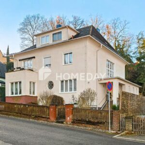 Historische Stadtvilla mit Charme und großzügigem Raumangebot