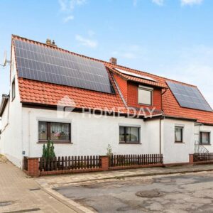 Großzügiges EFH mit PV-Anlage, Wärmepumpe, Doppelgarage und Nebenhaus in Lehre