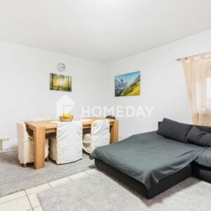 Attraktive 3-Zimmer-Wohnung mit Carport-Stellplatz in Siegenburg