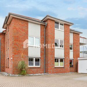Charmante Maisonette mit Südbalkon, Dachgeschoss und Stellplatz in Neustadt