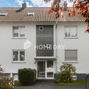 Großzügige, gepflegte 5-Zimmer- Maisonettewohnung mit Süd-Balkon und Garage