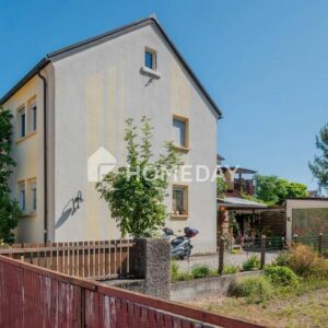 Familien(t)raum mit Garten & Wintergarten – Klassisches Haus in ruhiger Lage!