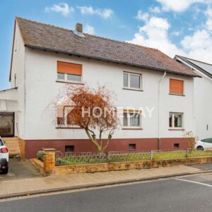 Ruhig gelegenes, vielseitig nutzbares Wohnhaus mit Garten, Pavillon und Stellplatz in Weckesheim