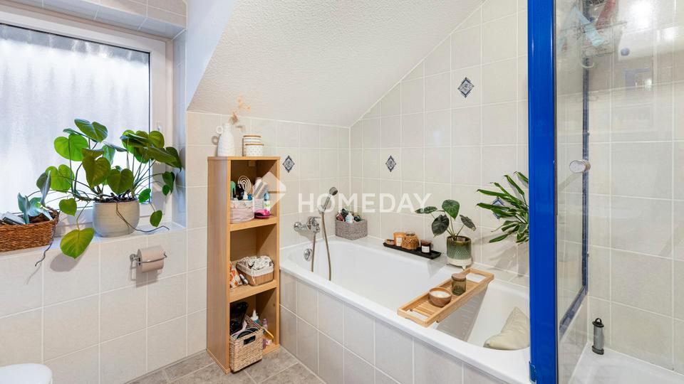 Charmante Maisonette mit Südbalkon, Dachgeschoss und Stellplatz in Neustadt – Bild 12