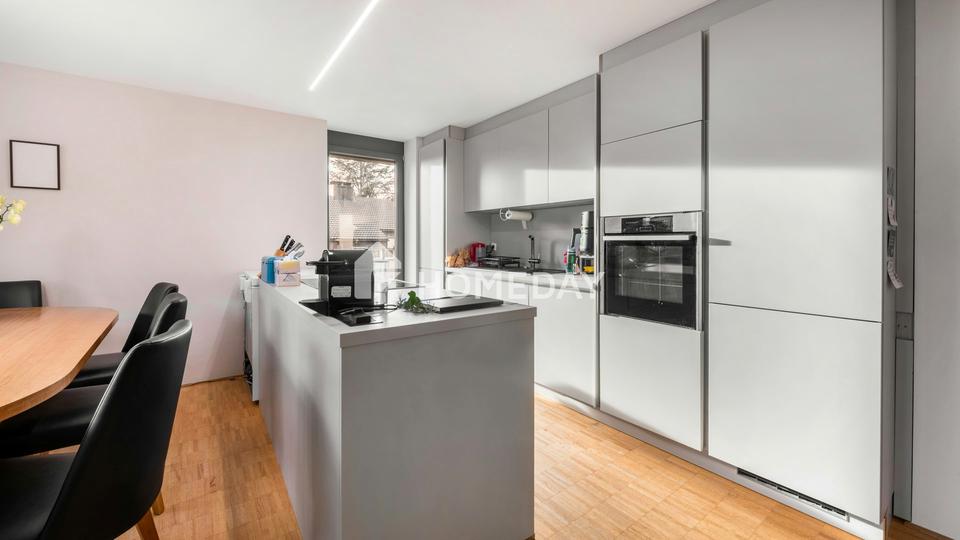 Ein Architektenhaus, das Erwartungen erfüllt: EFH mit 6 Zimmern, Garage, Wärmepumpe & PV-Anlage – Bild 8