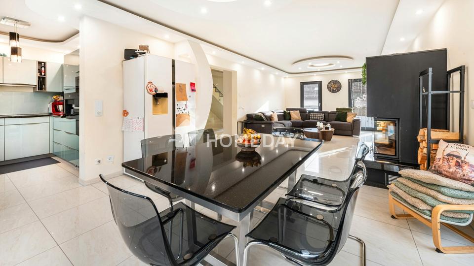 Begehrte Höhenlage „Am Galgenberg“: modernes ZFH mit hochwertiger Ausstattung, Garage und Terrasse – Bild 6