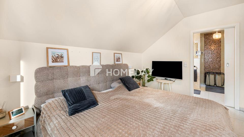 Begehrte Höhenlage „Am Galgenberg“: modernes ZFH mit hochwertiger Ausstattung, Garage und Terrasse – Bild 12