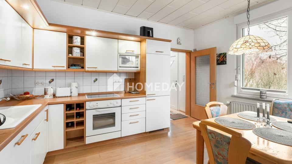 Ein Zuhause zum Wohlfühlen – Historische Doppelhaushälfte mit viel Grün – Bild 10