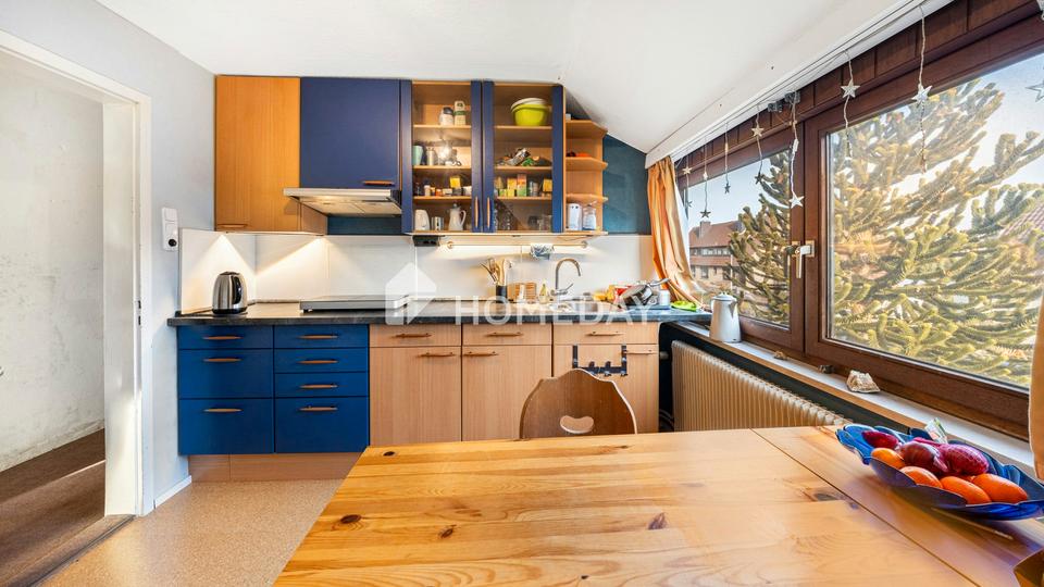 DHH zum Sanieren & Wohlfühlen | Garage, großer Garten, neue Elektrik und jede Menge Platz für Ideen – Bild 10