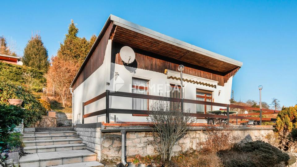 Idyllischer Rückzugsort im Naturschutzgebiet - 2-Zimmer-Bungalow in traumhafter Hanglage