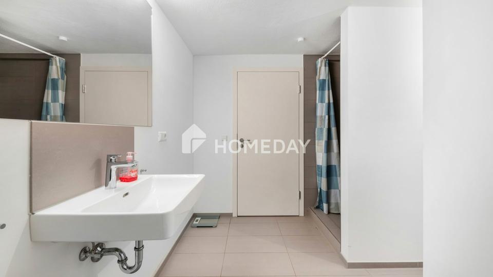 Ein Architektenhaus, das Erwartungen erfüllt: EFH mit 6 Zimmern, Garage, Wärmepumpe & PV-Anlage – Bild 18