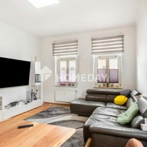 Wohnqualität trifft Altbauflair – vier Zimmer in bester Lage