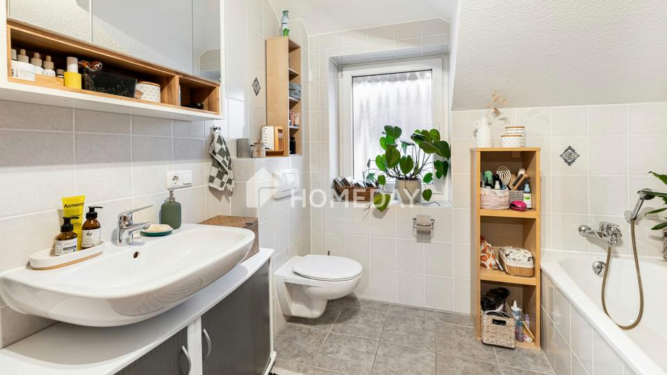 Charmante Maisonette mit Südbalkon, Dachgeschoss und Stellplatz in Neustadt – Bild 14