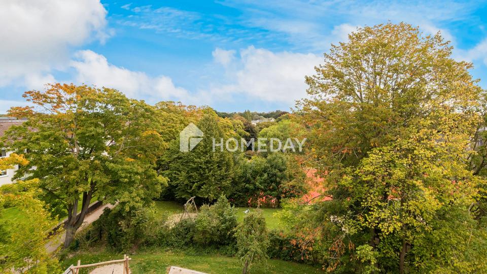 Exklusive Dachgeschosswohnung mit 38qm Sonnenterrasse und unverbaubarer Fernsicht im Lutherquartier – Bild 2