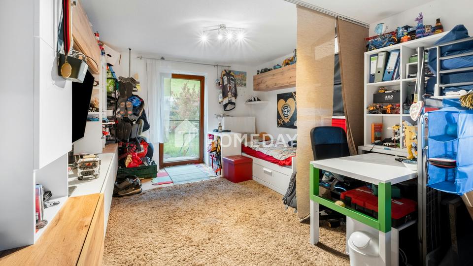 Lichtdurchflutete Vier-Zimmer-Wohnung mit ländlichem Flair und Weitblick – Bild 3