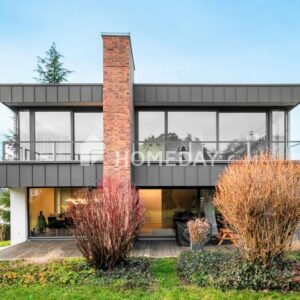 Ein Architektenhaus, das Erwartungen erfüllt: EFH mit 6 Zimmern, Garage, Wärmepumpe & PV-Anlage