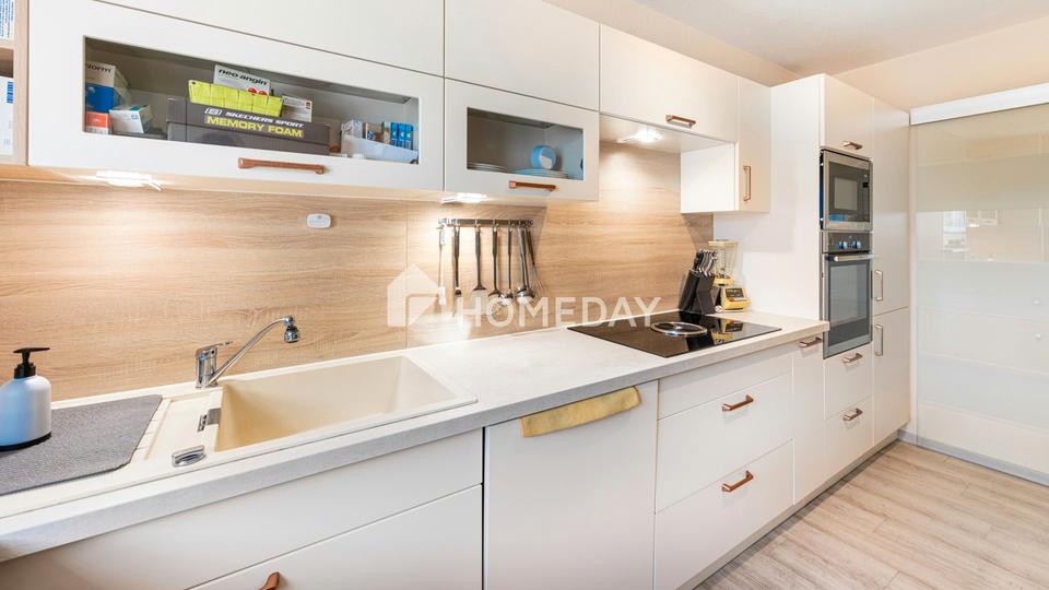 Modernisierte 3-Zimmer-Wohnung mit Balkon & Garage in ruhiger Lage