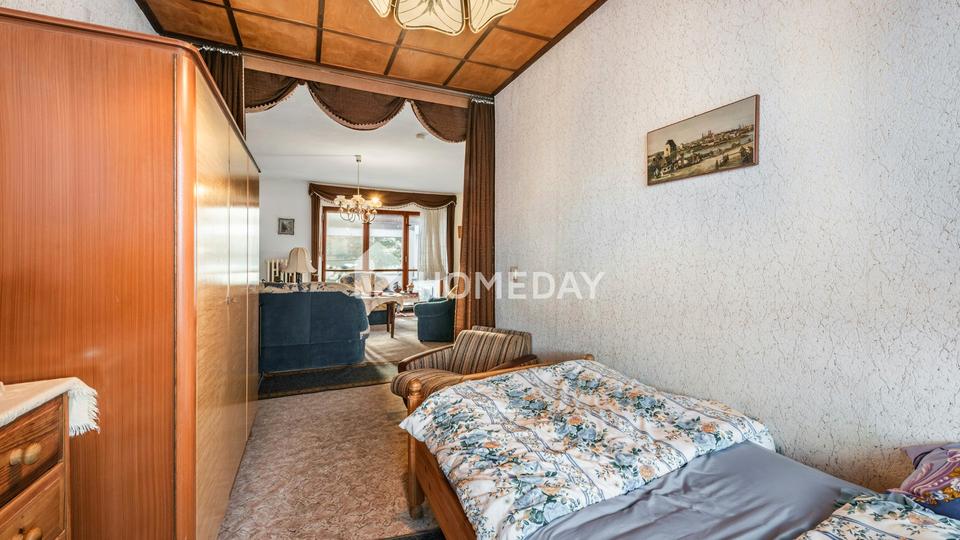 Freistehendes EFH mit Doppelgarage, Nebengebäude & viel Potenzial in Burg – Bild 10