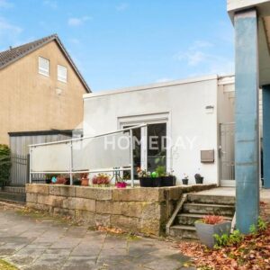 Gepflegte 4-Zimmer-Wohnung mit Terrasse & Garage – modernisiert, mit besonderem Charakter