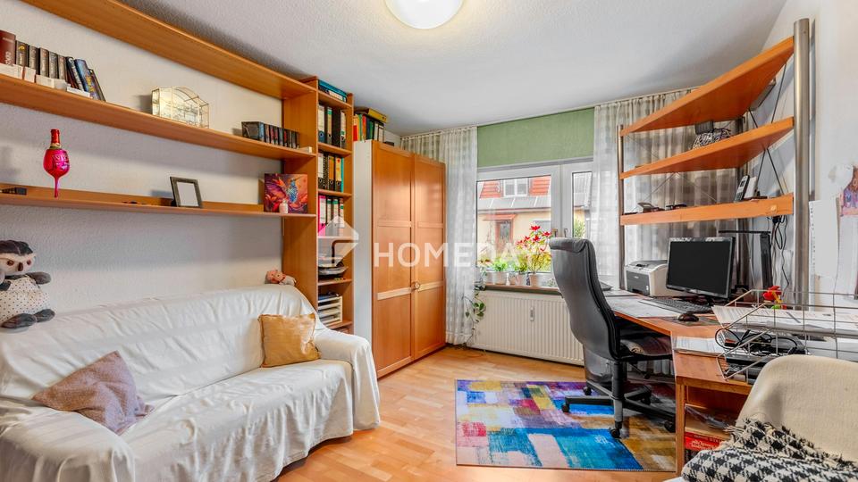 Ruhig gelegenes, vielseitig nutzbares Wohnhaus mit Garten, Pavillon und Stellplatz in Weckesheim – Bild 12