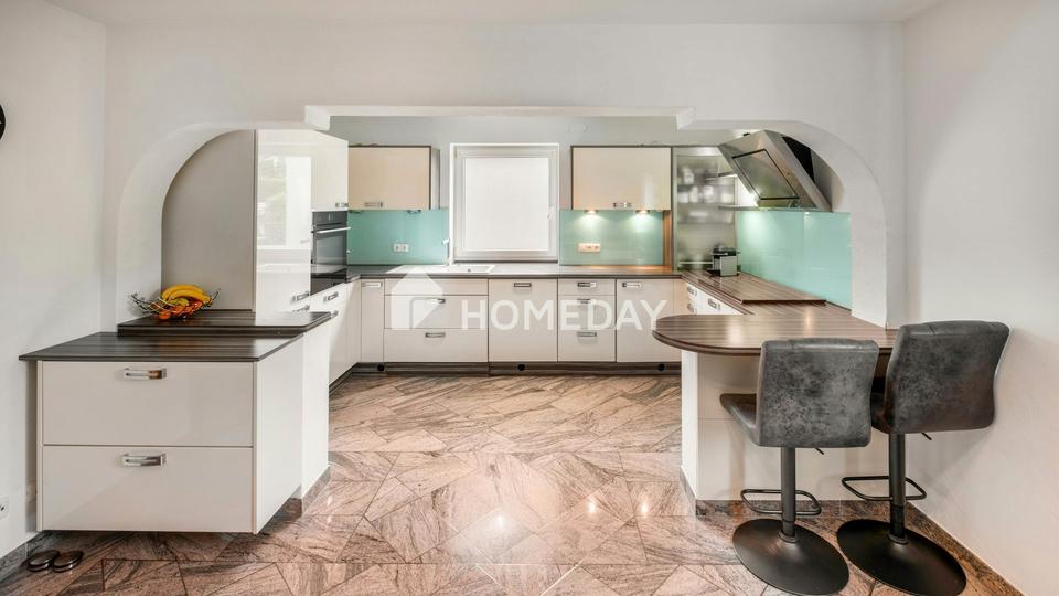 Zwei Häuser, vier Wohneinheiten – durchdacht, großzügig und lukrativ – Bild 7