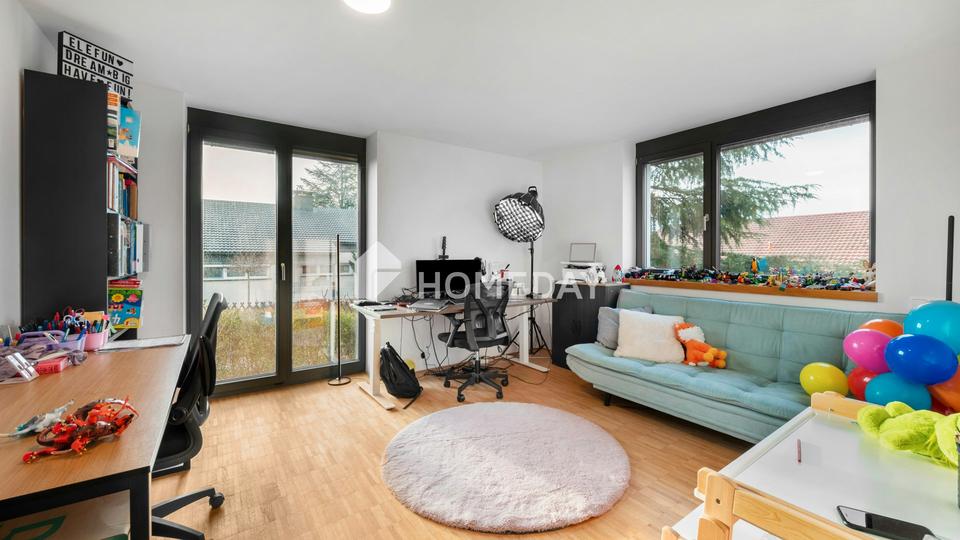 Ein Architektenhaus, das Erwartungen erfüllt: EFH mit 6 Zimmern, Garage, Wärmepumpe & PV-Anlage – Bild 11