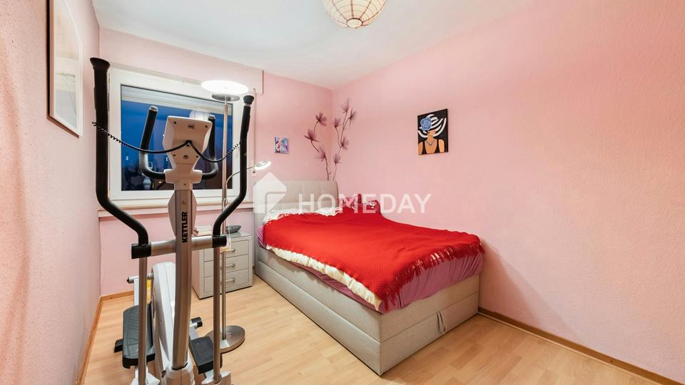 Großzügig geschnittene Vier-Zimmer-Wohnung mit Wohlfühlcharakter – Bild 6