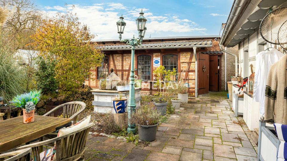 Historische Villa mit künstlerischer Handschrift und Südterrasse – Bild 30