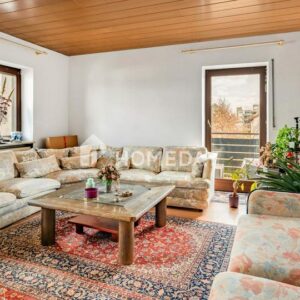 2-Zimmer-Wohnung mit Balkon, Loggia und 2 Stellplätzen in Passau