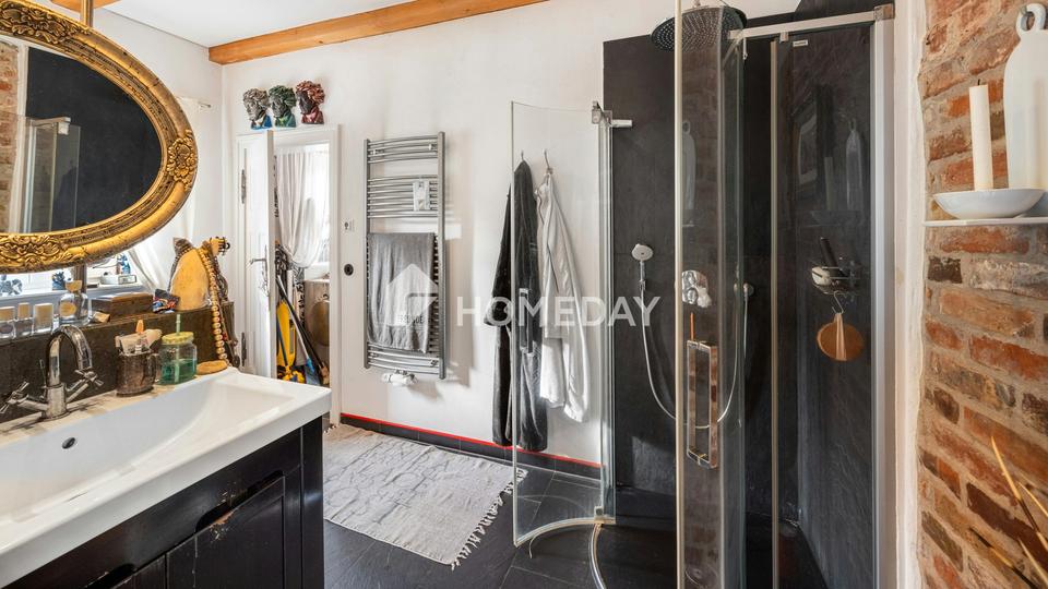 Historische Villa mit künstlerischer Handschrift und Südterrasse – Bild 16