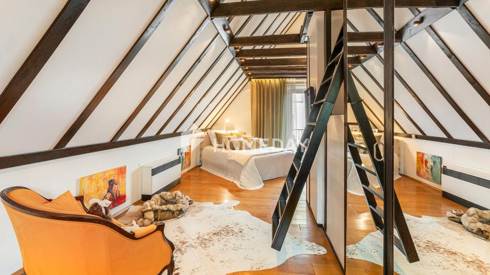 Liebhaberobjekt mit mediterraner Seele – Wohnen als Kunstform – Bild 13