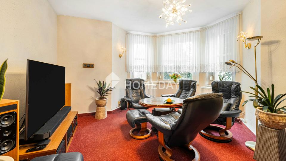 Stilvolles Zweifamilienhaus mit Vollkeller, Gartenidylle und vielseitigen Nutzungsmöglichkeiten – Bild 8