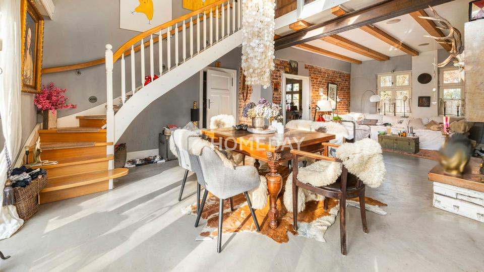 Historische Villa mit künstlerischer Handschrift und Südterrasse – Bild 9